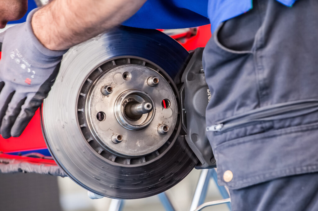 5 Common Signs You Need New Brake Pads Find Auto Repair Shop Ventura